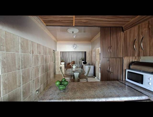 4 BEDROOM HOUSE FOR SALE IN BOOYSENS